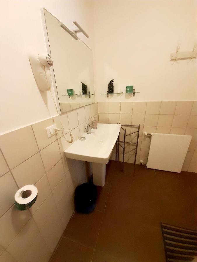Smart Accomodation Hotel Trieste Ngoại thất bức ảnh